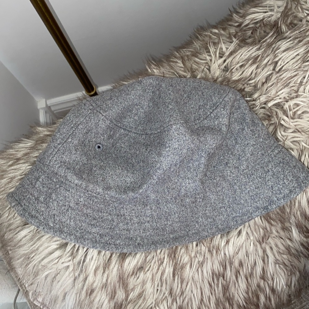 Bucket Hat - Picture 1 of 2